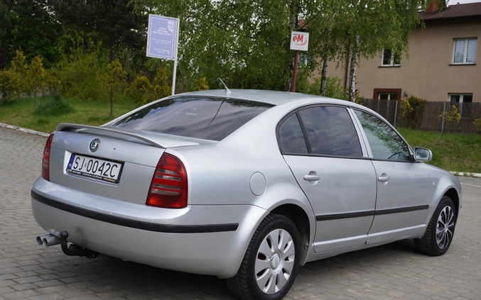 Skoda Superb cena 4999 przebieg: 256000, rok produkcji 2005 z Katowice małe 562